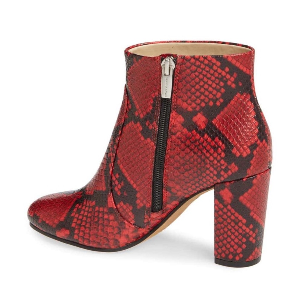 ❤️LAST 7.5 NEW Vince Camuto Red Snake Print Leather Bootie - Picture 2 of 13